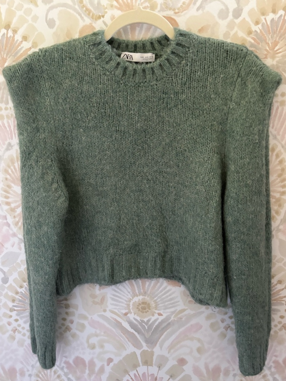Zara Womens Sage Green Padded Shoulder Cropped Knit Sweater Crewneck | Small